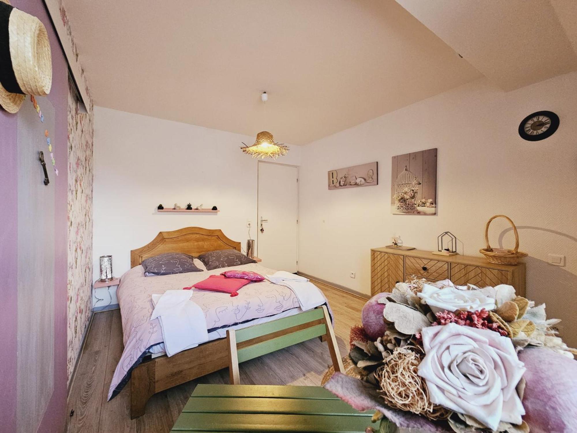 La Tour Des Quatre Chemins Apartman Gramat Kültér fotó