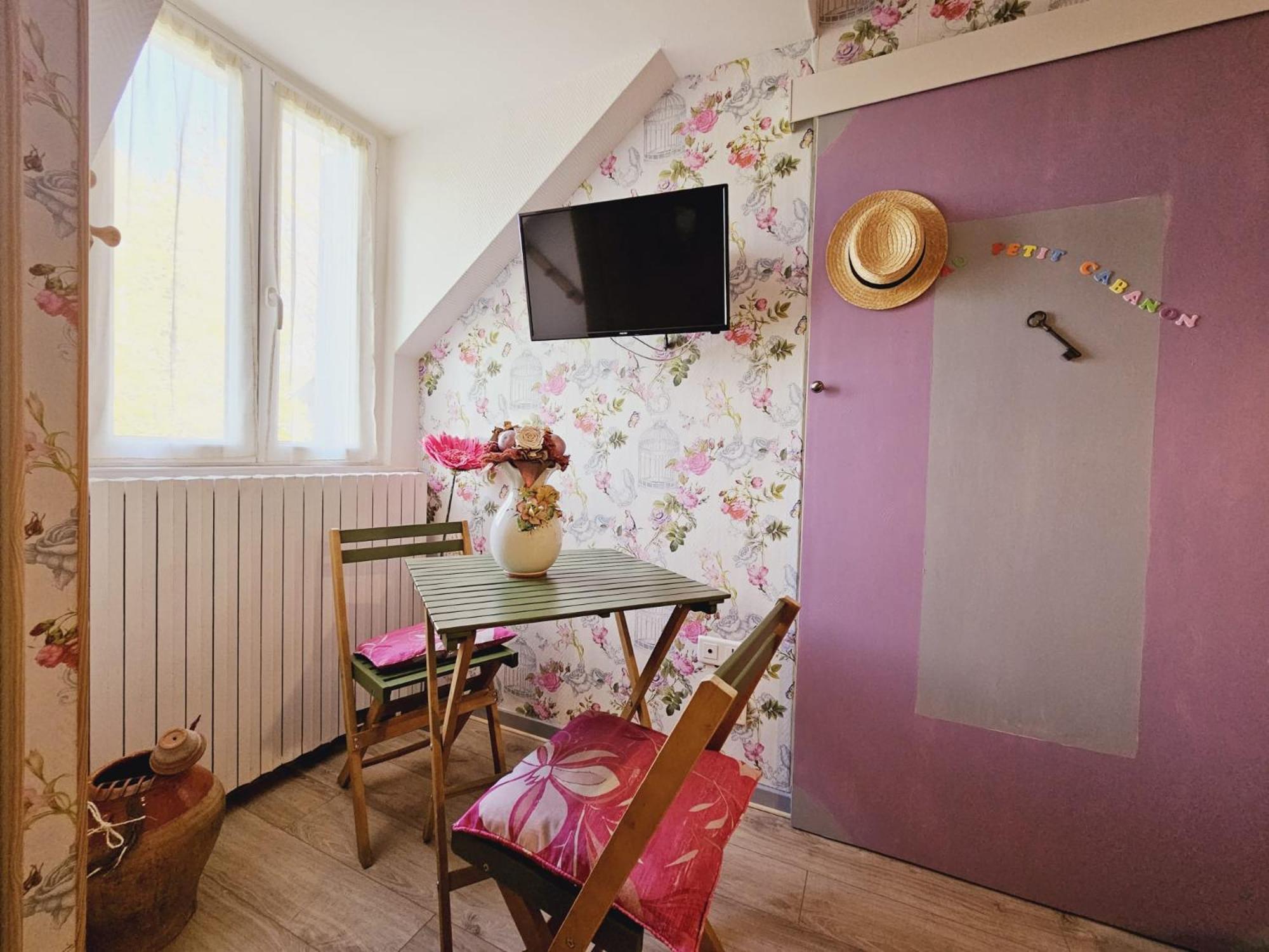 La Tour Des Quatre Chemins Apartman Gramat Kültér fotó